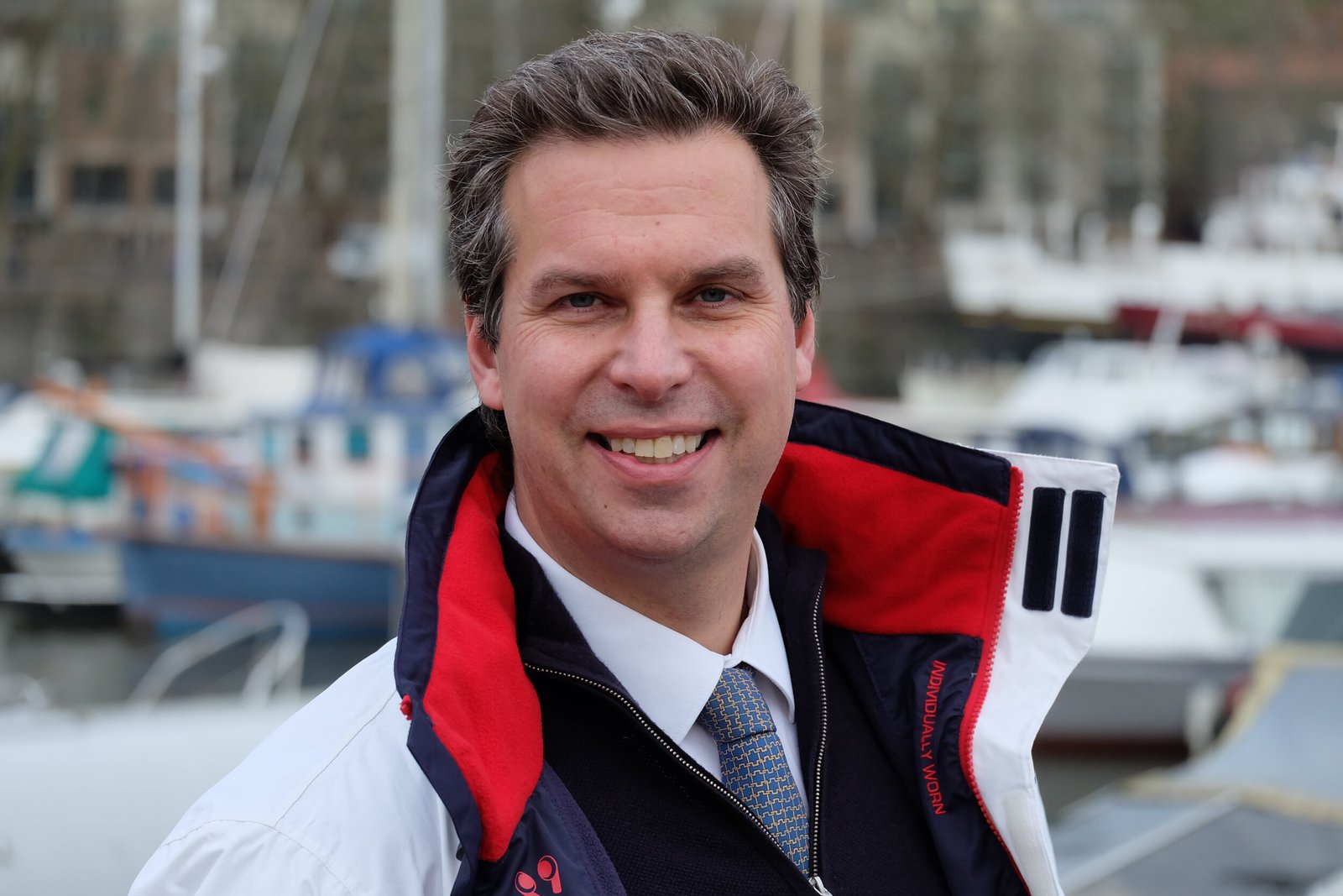 Dennis de Roos Profile Picture.JPG